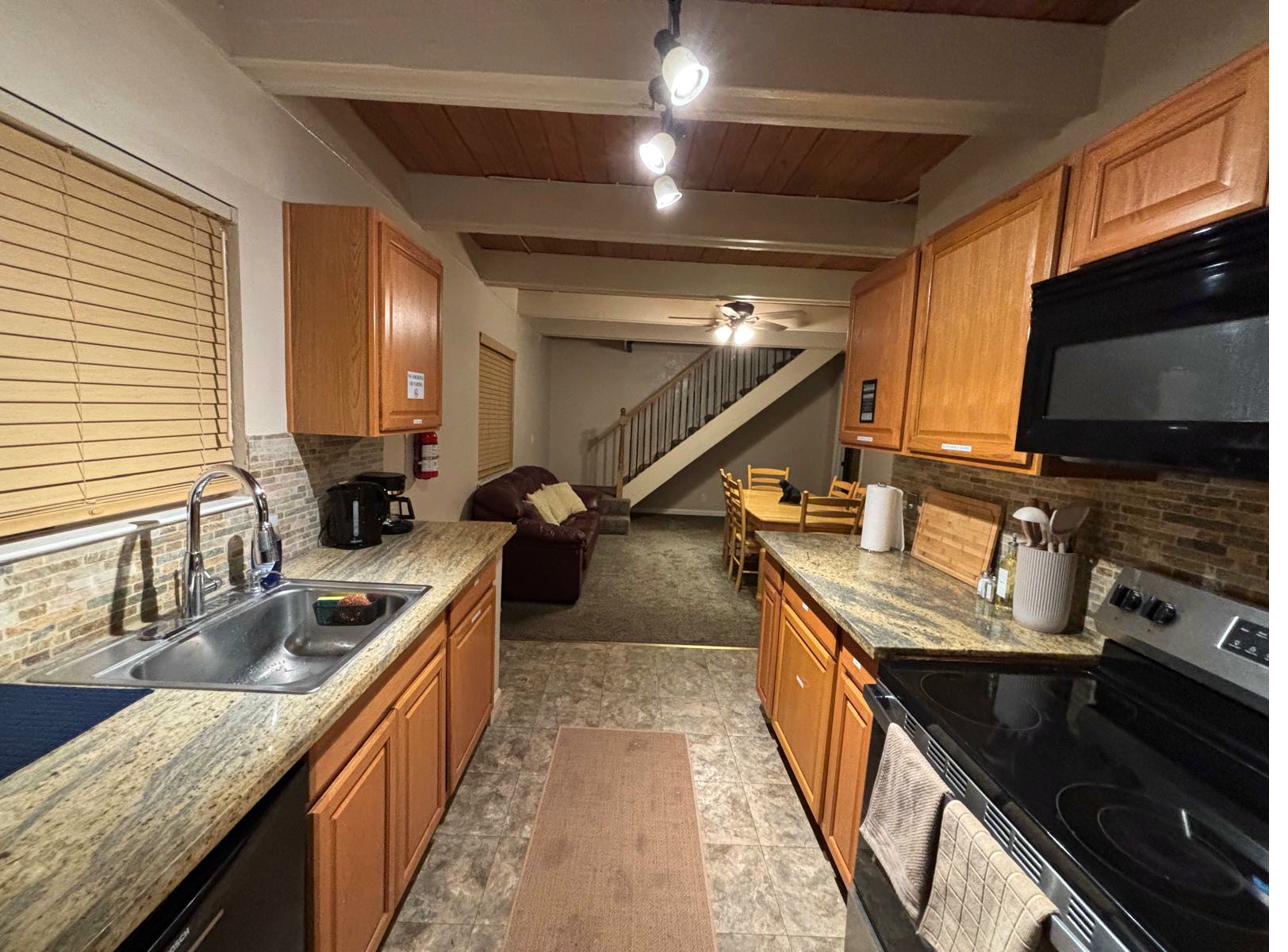 El Capitan Hideaway fully equipped kitchen