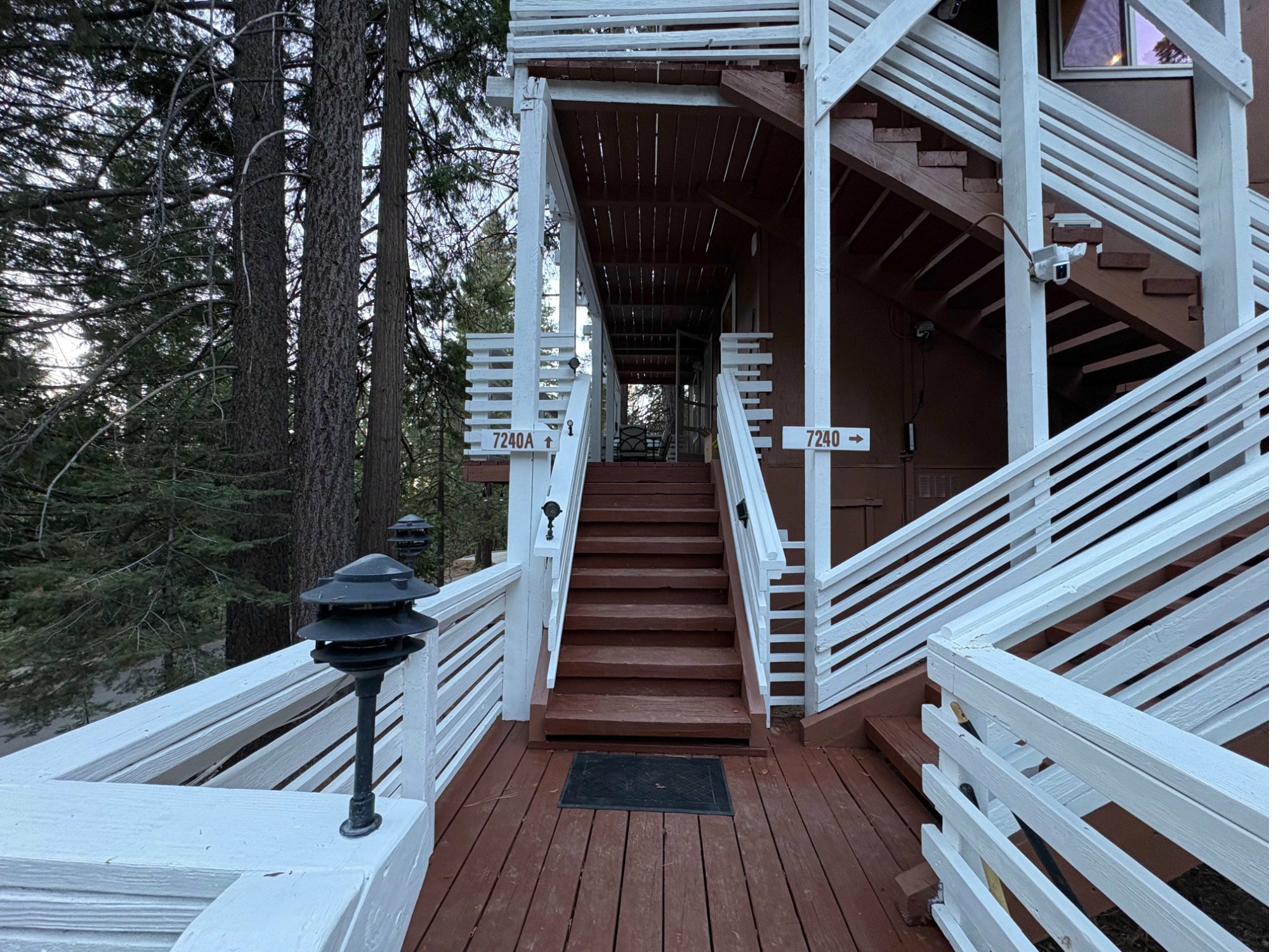 El Capitan Hideaway staircase