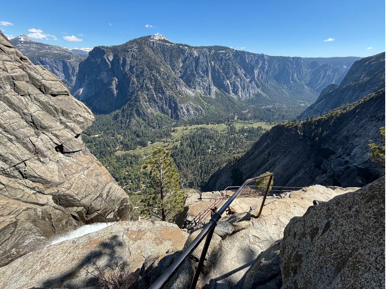 Yosemite West vs Yosemite Valley — which base camp is right for you